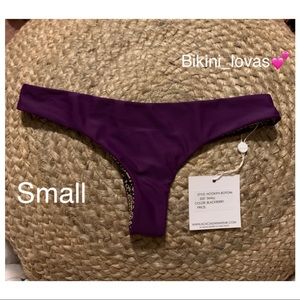 Acacia Swimwear NWT Hookipa Bottom in Blackberry